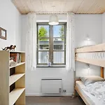Henny - 1-5km From The Sea By Interhome *